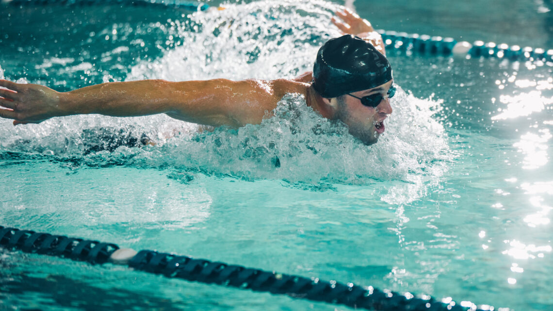 Comment éviter les blessures en natation : conseils et bonnes pratiques